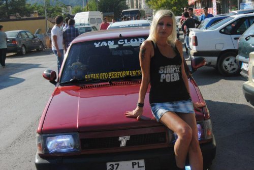 Tofaş kızları nefes kesti