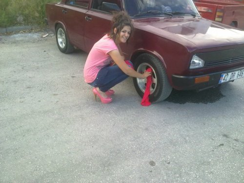 Tofaş kızları nefes kesti