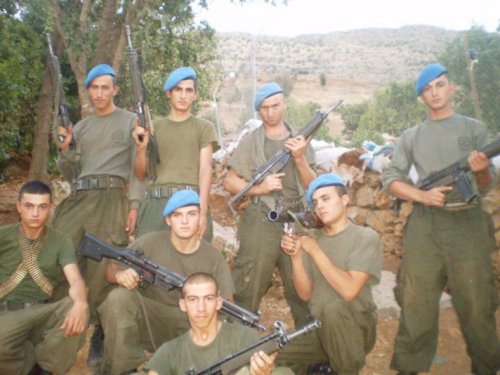 Türkiye 13 şehidine ağlıyor