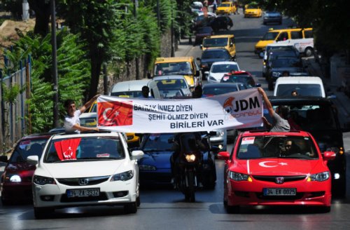 Türkiye şehitlerini andı