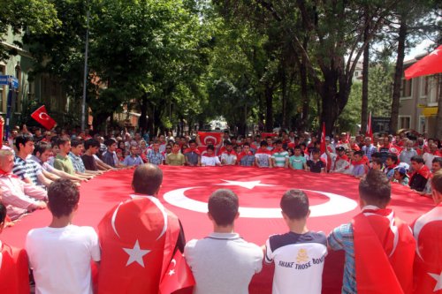 Türkiye şehitlerini andı