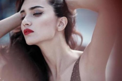 Tuba Büyüküstün ve Onur Saylak'ın düğün fotoğrafları