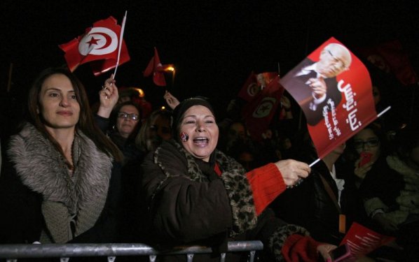 Tunus'ta laik aday Sibsi kazandı