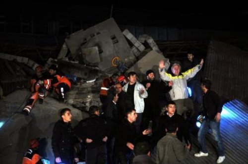 Van'da 5.6'lık deprem 