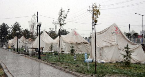 Van'da kar yağışı başladı