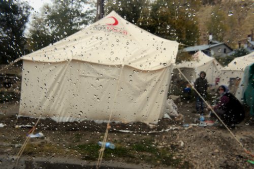 Van'da kar yağışı başladı