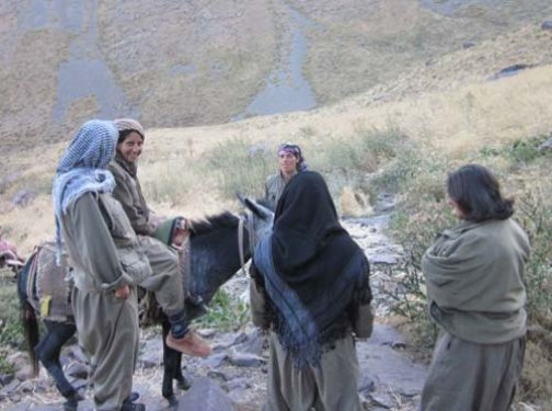 Yakalanan PKK'lının üzerinden çıkan fotoğraflar