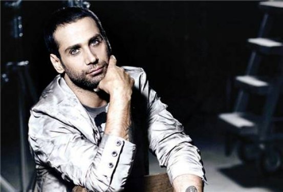 Şarkıcı Doğuş muradına erdi 