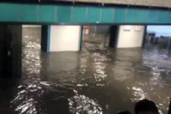 İstanbul'da sağanak yağmur etkisi