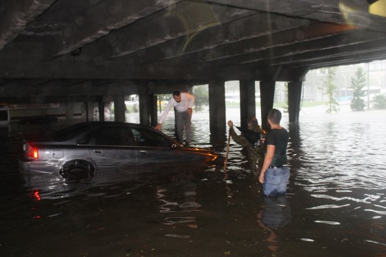 İstanbul'da sağanak yağmur etkisi