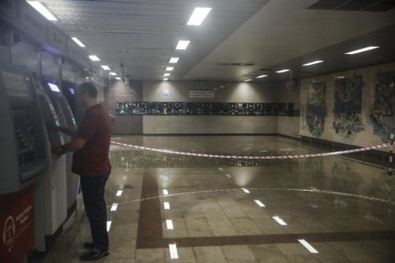 İstanbul'da sağanak yağmur etkisi