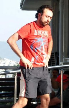 Oyuncu Burçin Bildik'in eşi ölümden döndü