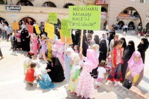 Şanlıurfa'da kızları okula 'tesettürlü gönderin' çağrısı