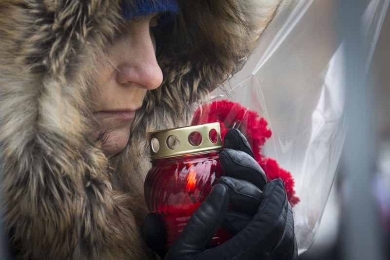 Muhalif lider Nemtsov'a veda 