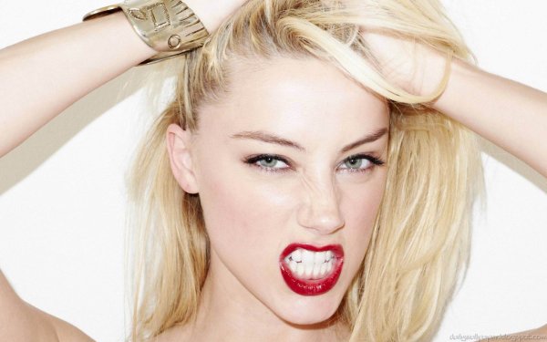 Amber Heard Johnny Depp'i terk etti