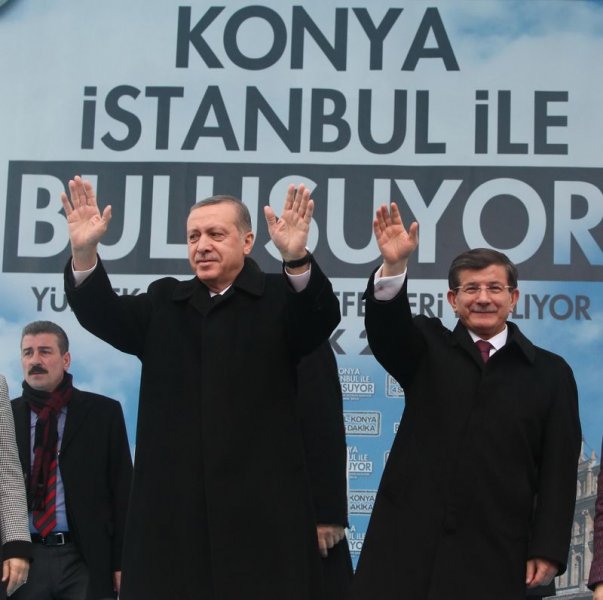 Davutoğlu ile Erdoğan İstanbul-Konya YHT açılışında
