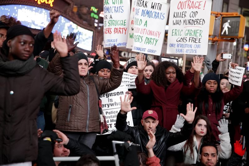 Polis şiddeti protestoları New York'a yayıldı