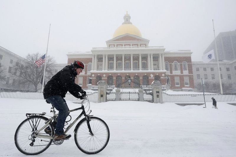 Amerika'da kar fırtınası Boston'u vurdu