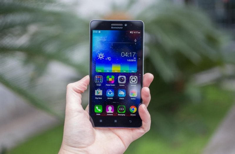 Dünya Mobil Kongresi'nde tanıtılan akıllı telefonlar