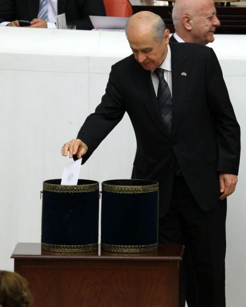 Meclis Genel Kurulu'nda yapılan oylamadan görüntüler