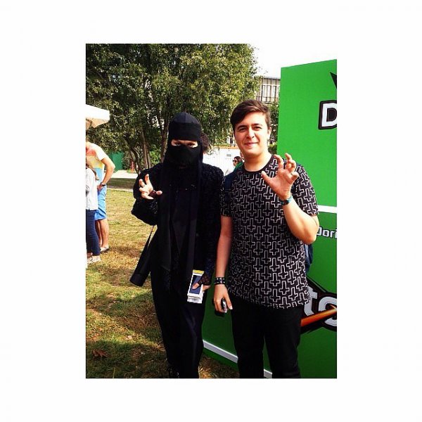 Lady Gaga konserinde hayranları da ilginç giyindi