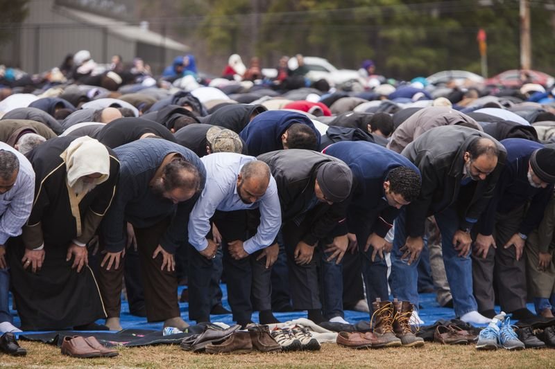 ABD'de öldürülen 3 Müslüman genç toprağa verildi