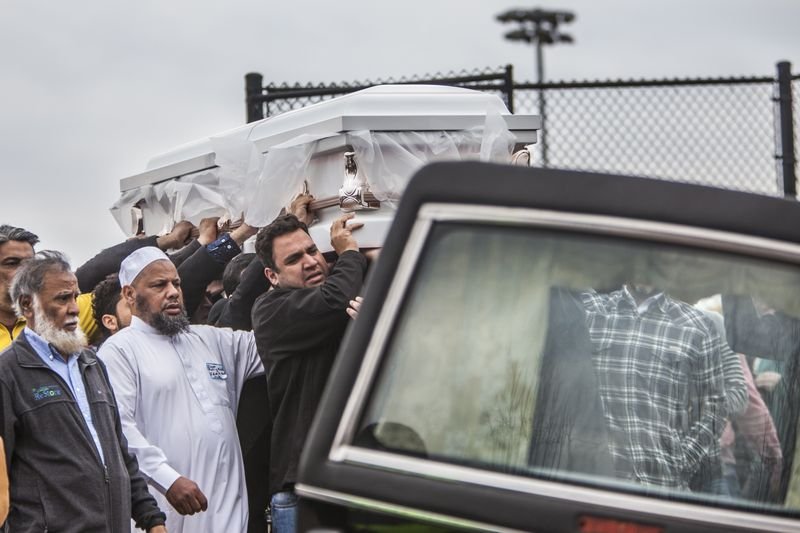 ABD'de öldürülen 3 Müslüman genç toprağa verildi