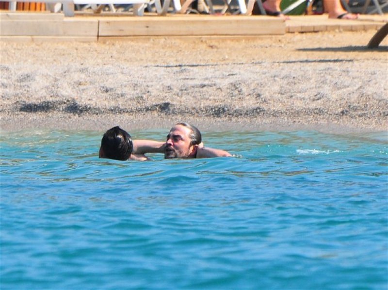 Ahmet Kural ve Murat Cemcir tatilde