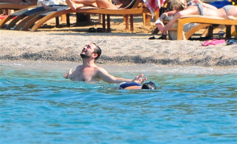 Ahmet Kural ve Murat Cemcir tatilde