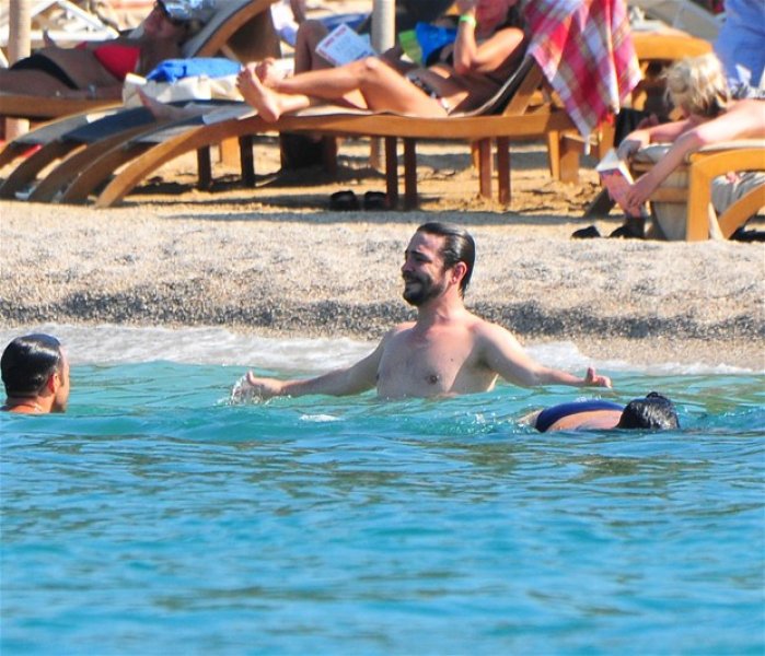 Ahmet Kural ve Murat Cemcir tatilde