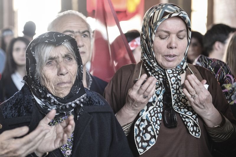 On binler Anıtkabir'e akın etti