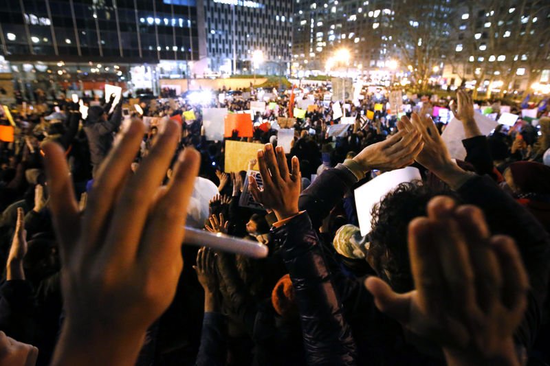 Polise takipsizlik kararı ABD'lileri sokağa döktü