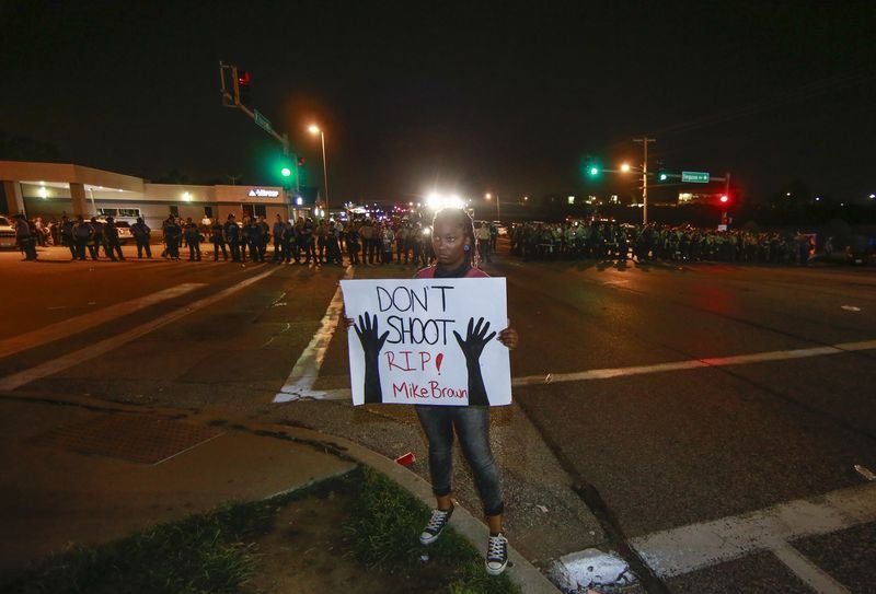 Amerika'da gözaltına alınan muhabirin fotoğrafladığı anlar