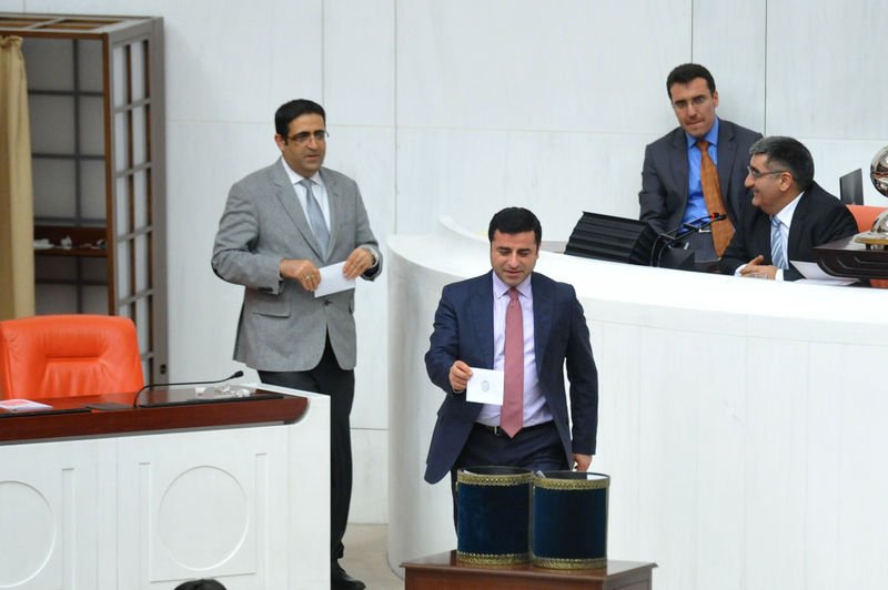 Meclis Genel Kurulu'nda yapılan oylamadan görüntüler