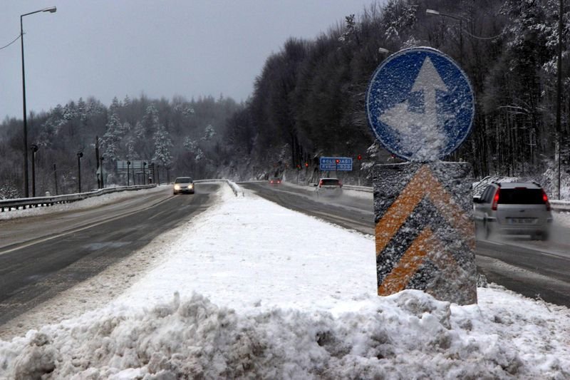 Bazı illerde kar yağışı etkili oldu