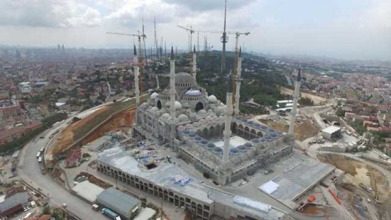 Çamlıca Camisi'nin kaba inşaatı bitti