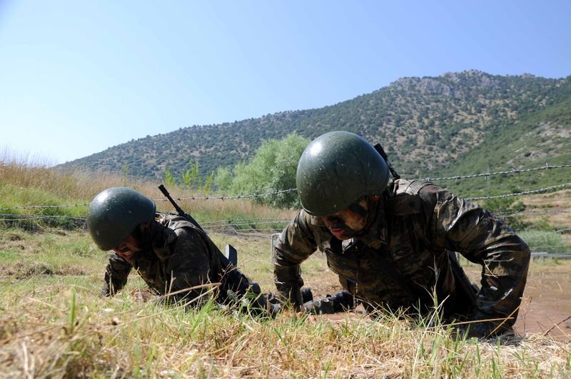 Türk komandosunun zorlu eğitimi