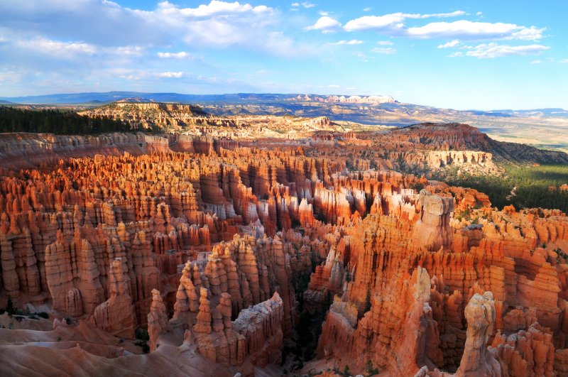 Utah'taki Anıt Vadisi büyülüyor