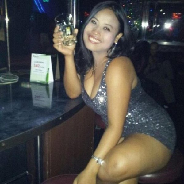 Cambridge mezunu bankacının evinde kadın cesedi bulundu