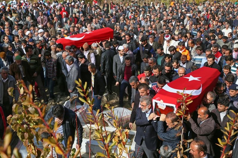 Madenciler son yolculuğuna uğurlandı