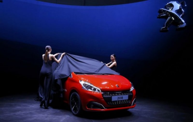 Cenevre otomobil fuarı kapılarını açtı