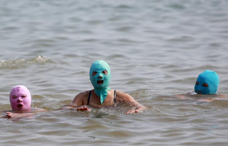 Çin'de face-kini modası başladı
