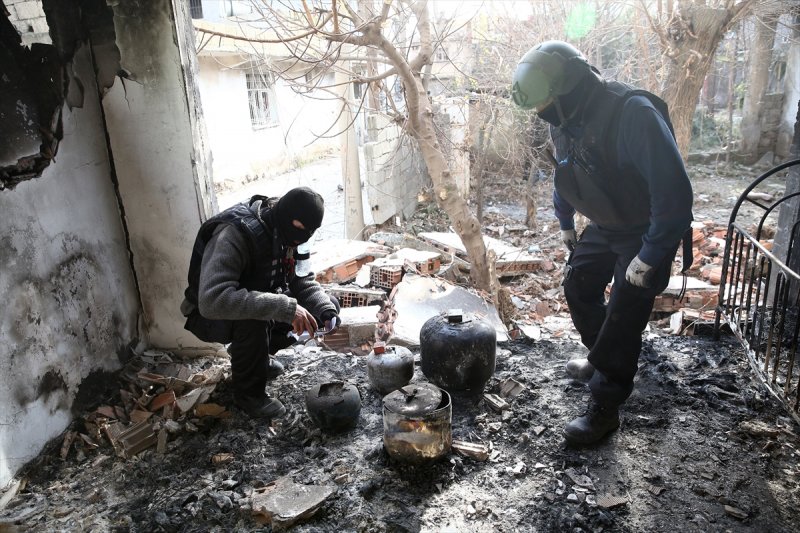 Cizre'de operasyonlar devam ediyor