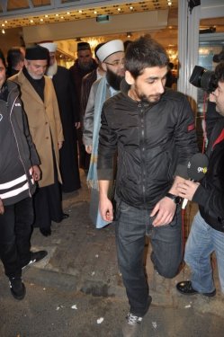 Lüks günah diyen Cübbeli'nin marka sever oğlu