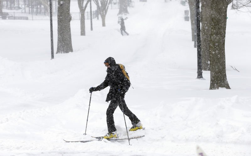 Amerika'da kar fırtınası Boston'u vurdu