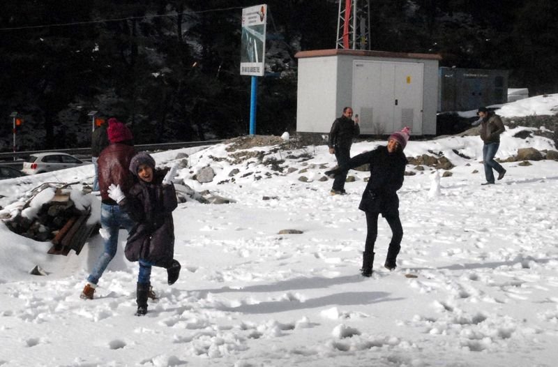 İzmirliler karın tadını çıkardı