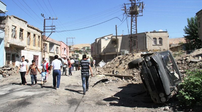 Diyarbakır Silvan savaş alalına döndü