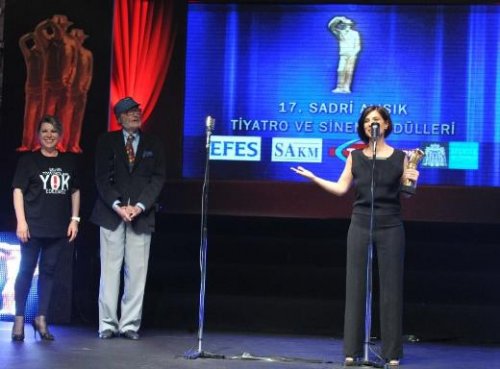 17. Sadri Alışık Sinema ve Tiyatro Ödülleri
