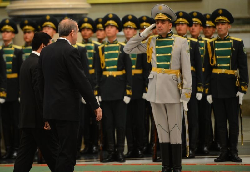Cumhurbaşkanı Erdoğan Türkmenistan'da