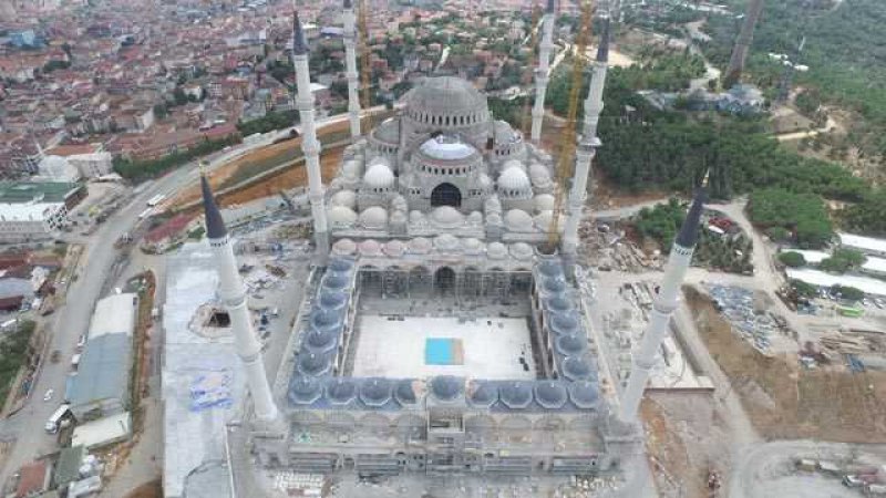 Çamlıca Camisi'nin kaba inşaatı bitti